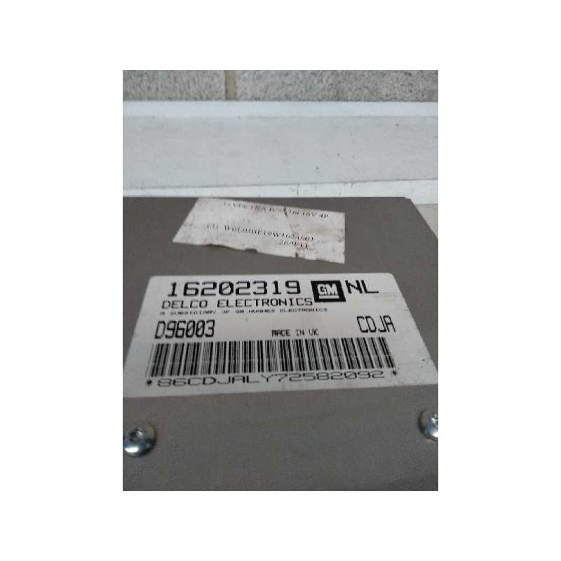 Recambio de centralita motor uce para opel vectra b berlina 1.6 16v referencia OEM IAM 16202319 D96003 NL CDJA Recambio de centralita motor uce para opel vectra b berlina 1.6 16v referencia OEM IAM 16202319 D96003 NL CDJA