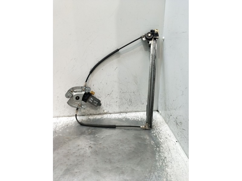Recambio de elevalunas delantero izquierdo para renault megane i coach (da0/1_) 1.9 dti (da0n) referencia OEM IAM  2P 