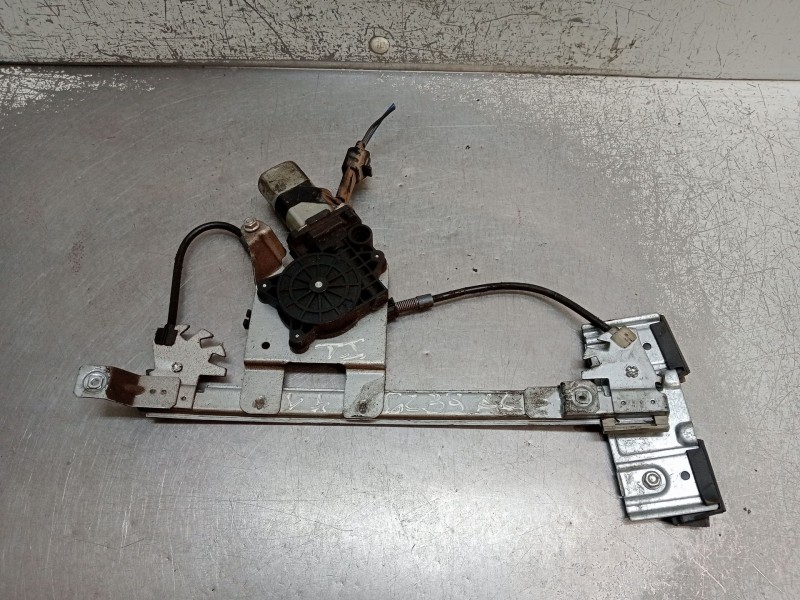 Recambio de elevalunas trasero izquierdo para seat ibiza ii (6k1) 1.9 tdi referencia OEM IAM  5P 
