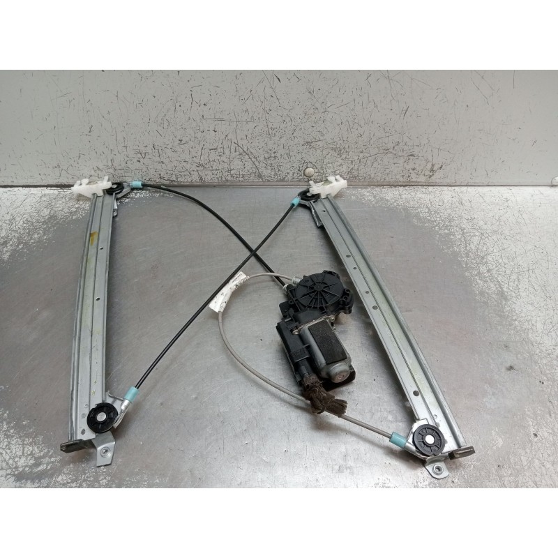 Recambio de elevalunas delantero derecho para renault megane ii sedán (lm0/1_) 1.6 referencia OEM IAM 12800047 400791C 