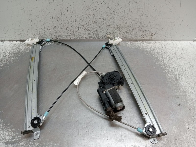 Recambio de elevalunas delantero derecho para renault megane ii sedán (lm0/1_) 1.6 referencia OEM IAM 12800047 400791C 