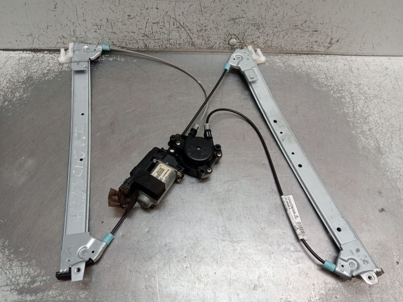 Recambio de elevalunas delantero izquierdo para renault megane ii sedán (lm0/1_) 1.6 referencia OEM IAM 1280004 400790C 
