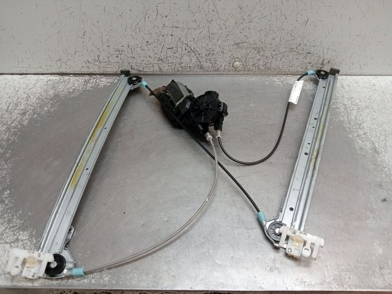 Recambio de elevalunas delantero izquierdo para renault megane ii sedán (lm0/1_) 1.6 referencia OEM IAM 1280004 400790C 