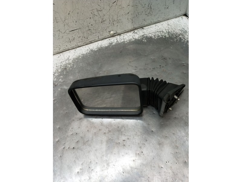 Recambio de retrovisor izquierdo para peugeot 309 i (10c, 10a) 1.4 referencia OEM IAM  MANUAL 1985