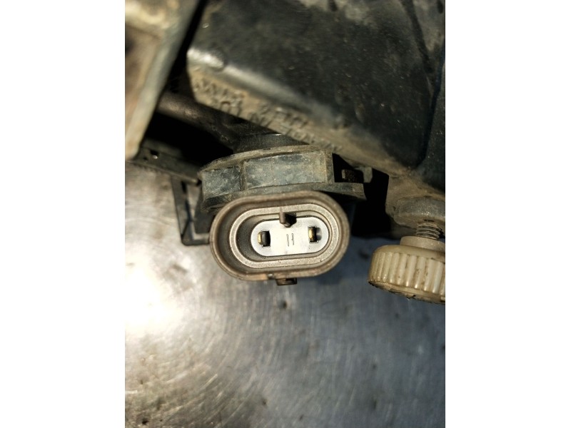 Recambio de faro antiniebla izquierdo para nissan almera ii hatchback (n16) 2.2 di referencia OEM IAM   2000