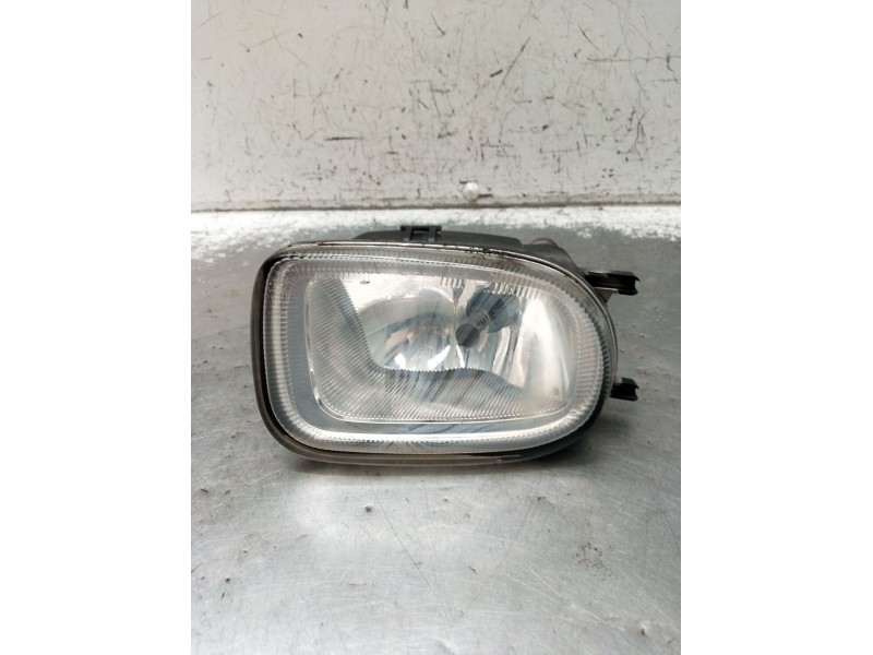 Recambio de faro antiniebla derecho para nissan almera ii hatchback (n16) 2.2 di referencia OEM IAM   2000
