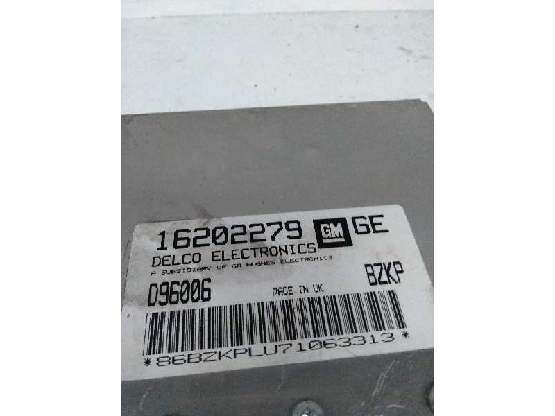 Recambio de centralita motor uce para opel corsa b 1.4 cat (2h6) referencia OEM IAM 16202279 D96006 GE BZKP