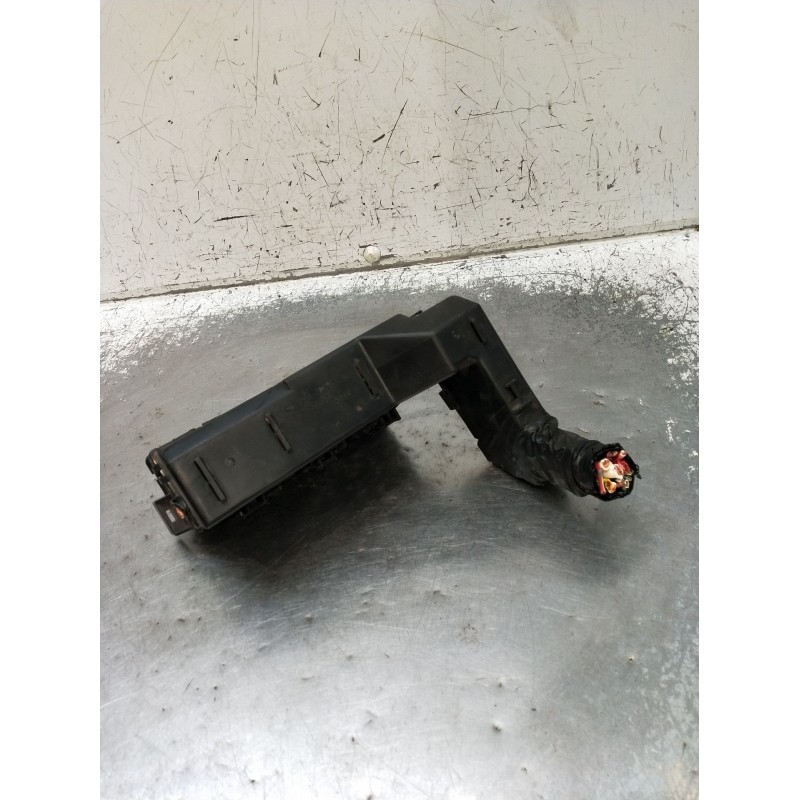 Recambio de caja reles / fusibles para nissan almera ii hatchback (n16) 2.2 di referencia OEM IAM 71543266 24382 2000