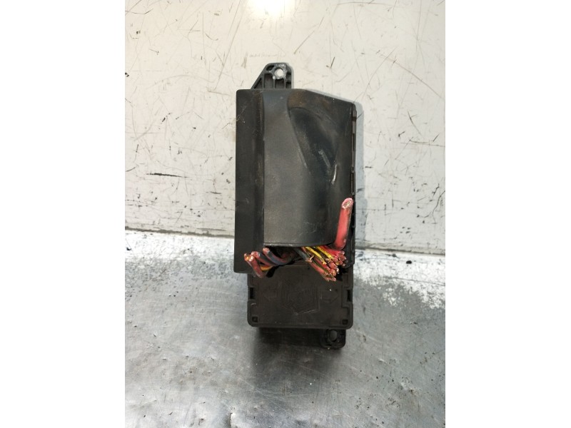 Recambio de caja reles / fusibles para mini mini (r50, r53) cooper referencia OEM IAM 181407200804 690660402 2001