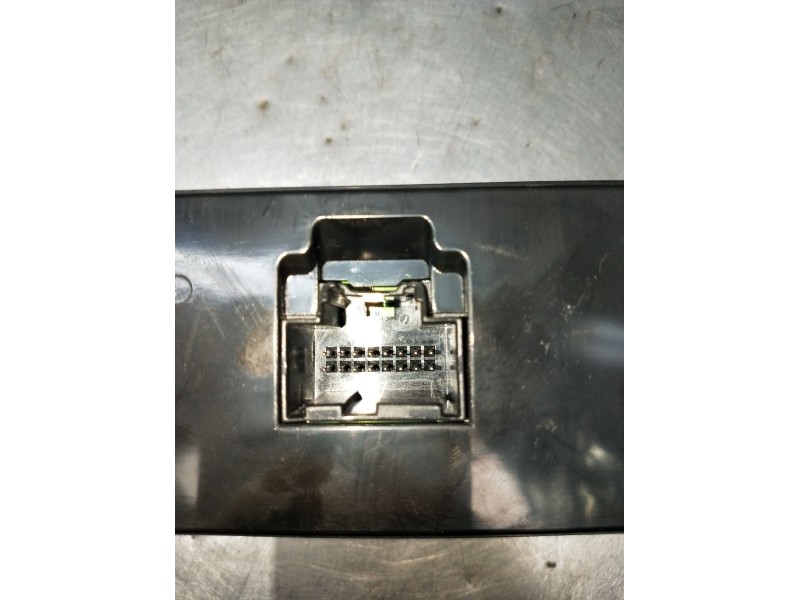 Recambio de pantalla multifuncion para chevrolet captiva (c100, c140) 2.0 d 4wd referencia OEM IAM 96628251 7543429 2006