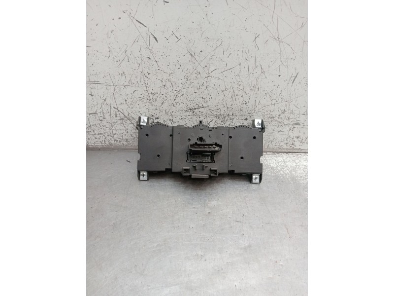 Recambio de mando calefaccion / aire acondicionado para tata indica vista 1.3 crdi referencia OEM IAM 287183400122 P8987003 5HB0