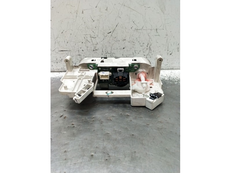 Recambio de mando calefaccion / aire acondicionado para nissan almera ii hatchback (n16) 2.2 di referencia OEM IAM   2000