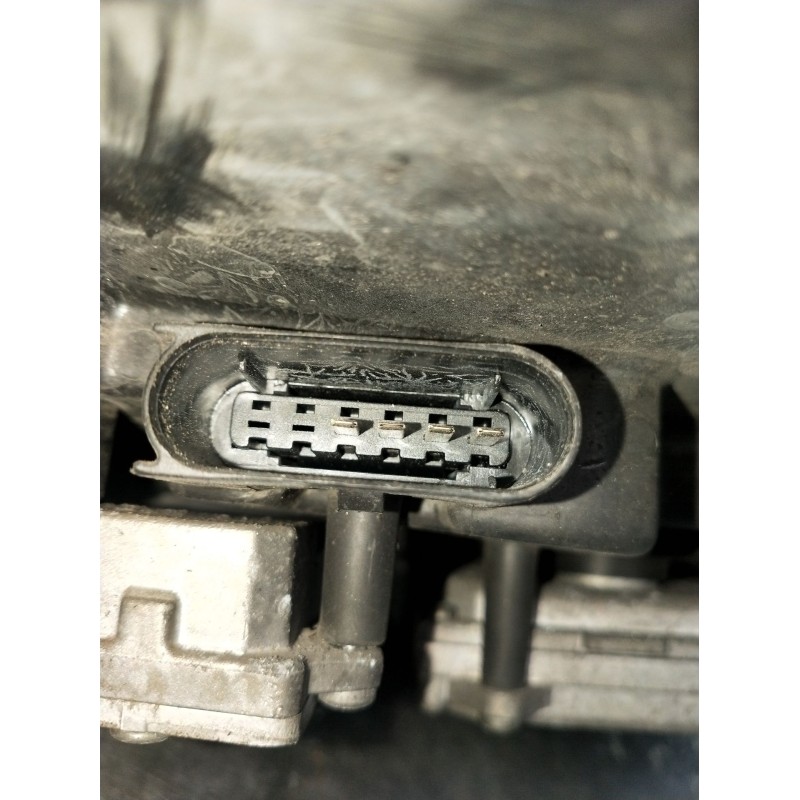 Recambio de faro izquierdo para mercedes-benz clase m (w164) ml 320 cdi 4-matic (164.122) referencia OEM IAM 5DV00829000 XENON 2