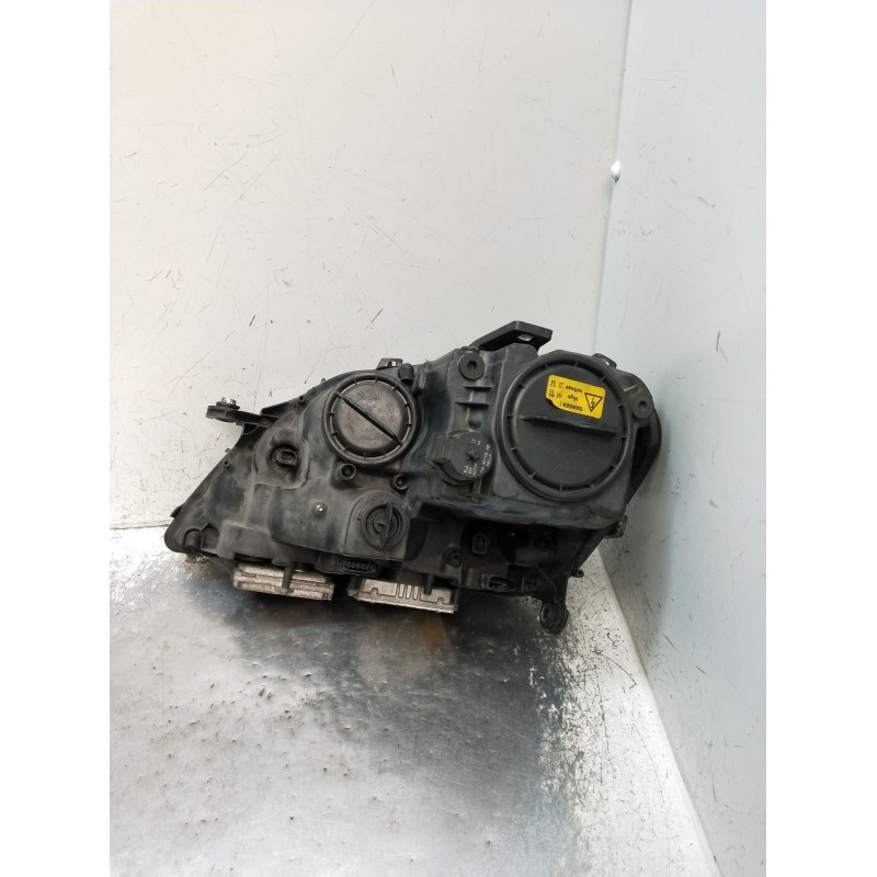 Recambio de faro derecho para mercedes-benz clase m (w164) ml 320 cdi 4-matic (164.122) referencia OEM IAM 5DV00829000 XENON 200