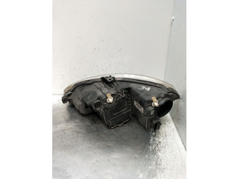 Recambio de faro derecho para seat altea (5p1) 1.9 tdi referencia OEM IAM 89309829  2004