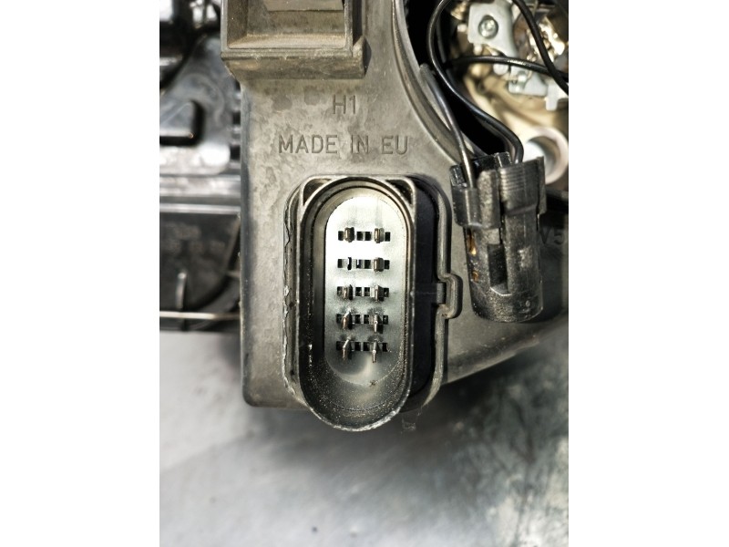 Recambio de faro derecho para seat altea (5p1) 1.9 tdi referencia OEM IAM 89309829  2004