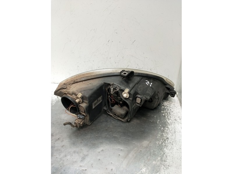 Recambio de faro izquierdo para seat altea (5p1) 1.9 tdi referencia OEM IAM 5P1941005A  2004