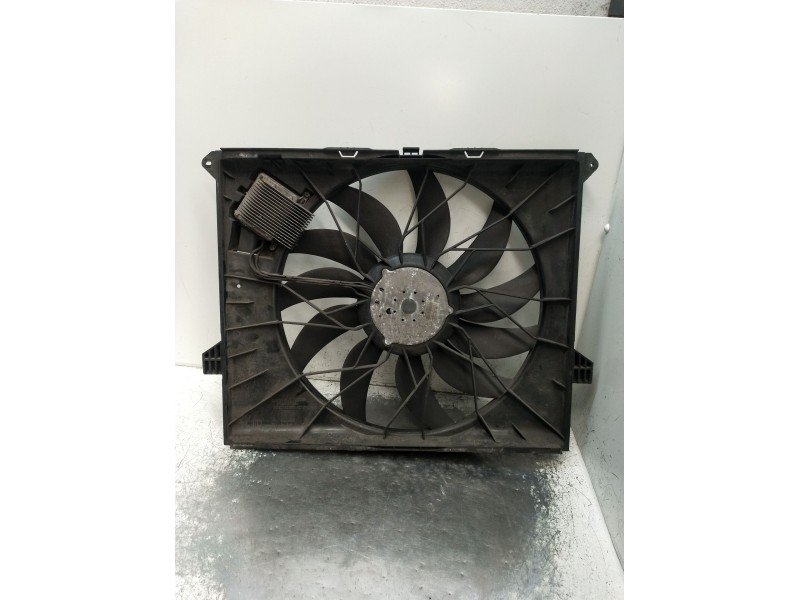 Recambio de electroventilador para mercedes-benz clase m (w164) ml 320 cdi 4-matic (164.122) referencia OEM IAM A1645000093  200