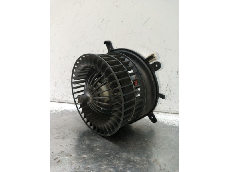 Recambio de motor calefaccion para mercedes-benz clase e t-model (s210) e 320 t cdi (210.226) referencia OEM IAM A2108211551 914
