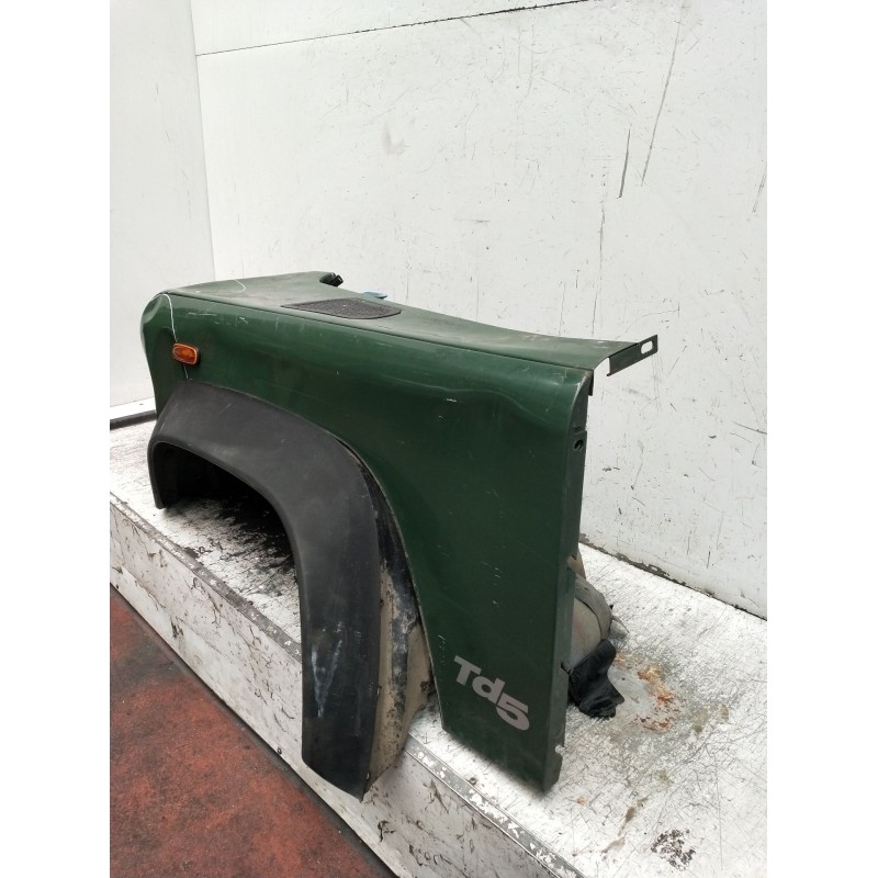 Recambio de aleta delantera izquierda para land rover defender station wagon (l316, l315) 2.5 td5 4x4 (l316) referencia OEM IAM 