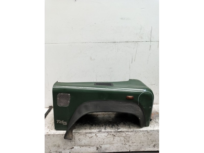 Recambio de aleta delantera derecha para land rover defender station wagon (l316, l315) 2.5 td5 4x4 (l316) referencia OEM IAM  V