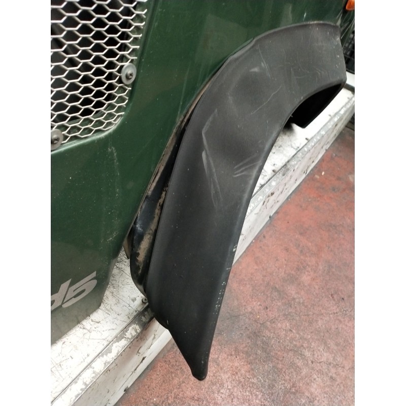 Recambio de aleta delantera derecha para land rover defender station wagon (l316, l315) 2.5 td5 4x4 (l316) referencia OEM IAM  V