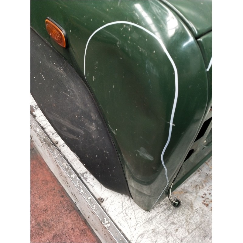 Recambio de aleta delantera derecha para land rover defender station wagon (l316, l315) 2.5 td5 4x4 (l316) referencia OEM IAM  V