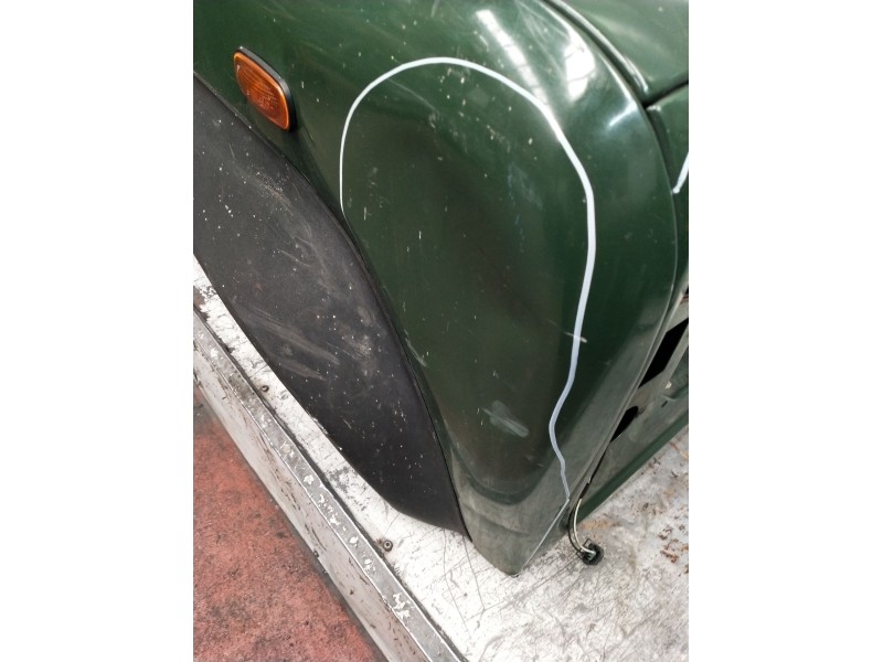 Recambio de aleta delantera derecha para land rover defender station wagon (l316, l315) 2.5 td5 4x4 (l316) referencia OEM IAM  V