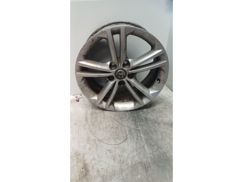 Recambio de juego llantas para opel insignia a sports tourer (g09) 2.0 biturbo cdti 4x4 (35) referencia OEM IAM 7.5J18 000158187