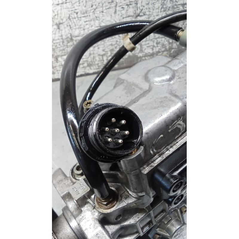 Recambio de bomba inyeccion para renault megane i classic (la0/1_) 1.9 dti (la1u) referencia OEM IAM 0460414988 7700110395 BOSCH