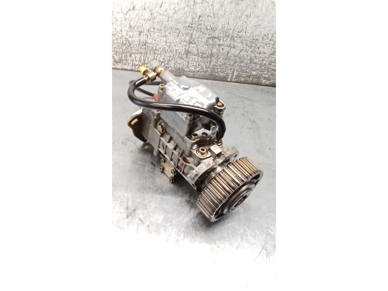 Recambio de bomba inyeccion para renault megane i coach (da0/1_) 1.9 dti (da0n) referencia OEM IAM 0460414988 7700110395 BOSCH