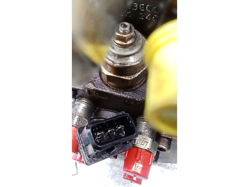 Recambio de bomba inyeccion para renault megane i coach (da0/1_) 1.9 dti (da0n) referencia OEM IAM 0460414988 7700110395 BOSCH