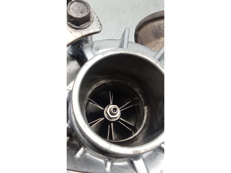 Recambio de turbocompresor para chrysler voyager ii (es) 2.5 td referencia OEM IAM 35242052F  