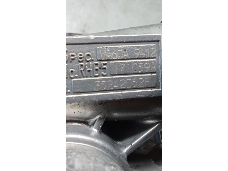 Recambio de turbocompresor para chrysler voyager ii (es) 2.5 td referencia OEM IAM 35242052F  