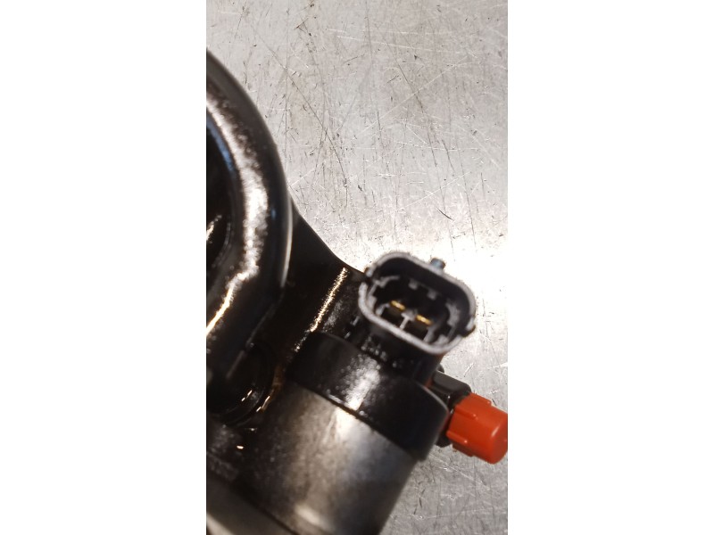 Recambio de bomba inyeccion para volvo s60 i (384) 2.4 d referencia OEM IAM 0445010111 8692521 BOSCH