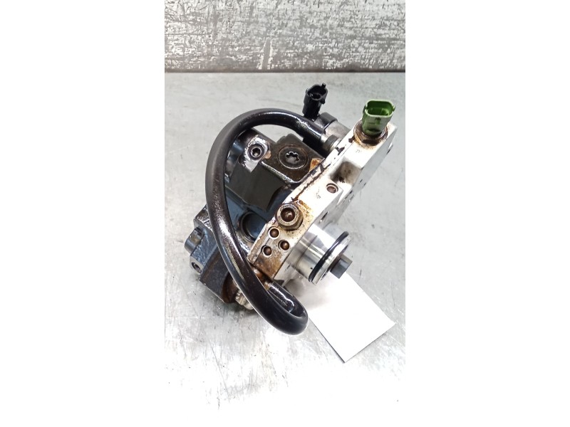 Recambio de bomba inyeccion para volvo s60 i (384) 2.4 d referencia OEM IAM 0445010111 8692521 BOSCH