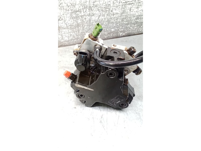 Recambio de bomba inyeccion para volvo s60 i (384) 2.4 d referencia OEM IAM 0445010111 8692521 BOSCH