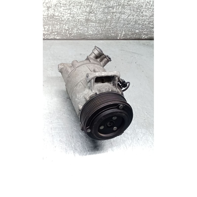 Recambio de compresor aire acondicionado para opel zafira / zafira family b (a05) 1.9 cdti (m75) referencia OEM IAM 25189830 869