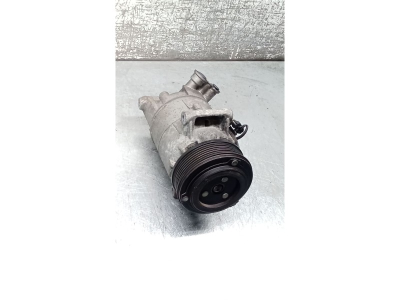 Recambio de compresor aire acondicionado para opel zafira / zafira family b (a05) 1.9 cdti (m75) referencia OEM IAM 25189830 869