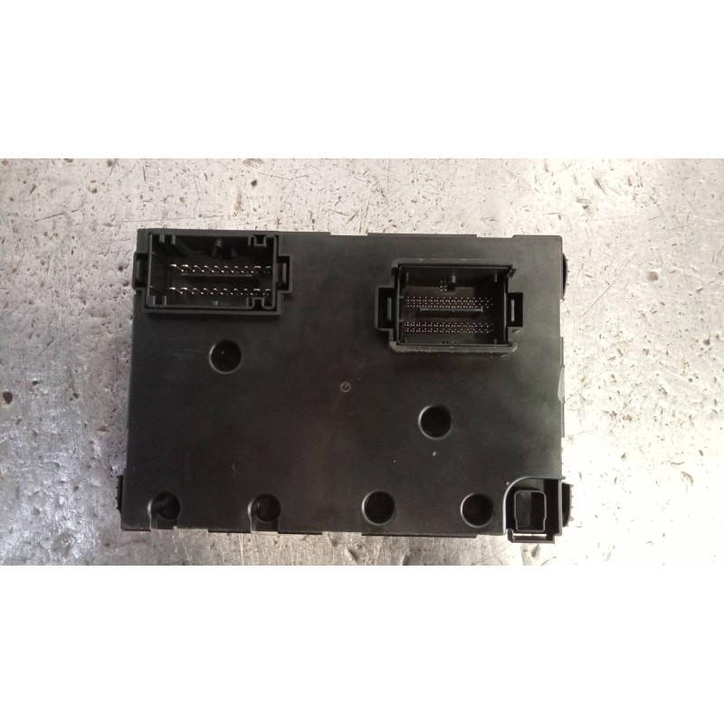 Recambio de caja reles / fusibles para fiat tipo ii (357) berlina easy referencia OEM IAM 521007580 28602608 