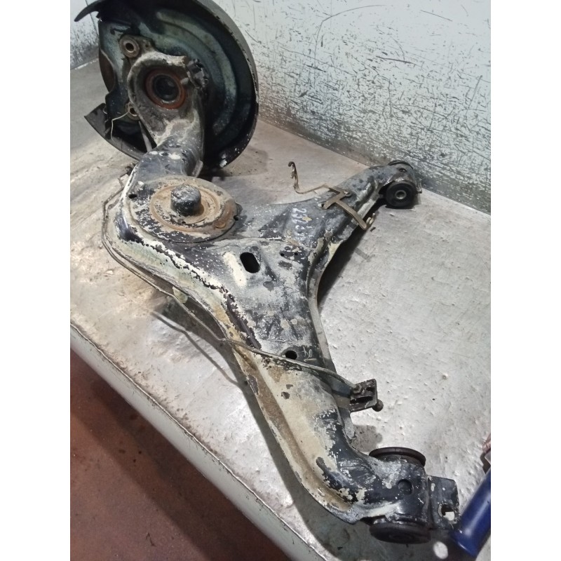 Recambio de mangueta trasera izquierda para volkswagen transporter t4 furgoneta (70a, 70h, 7da, 7dh, 70j) 2.5 tdi referencia OEM