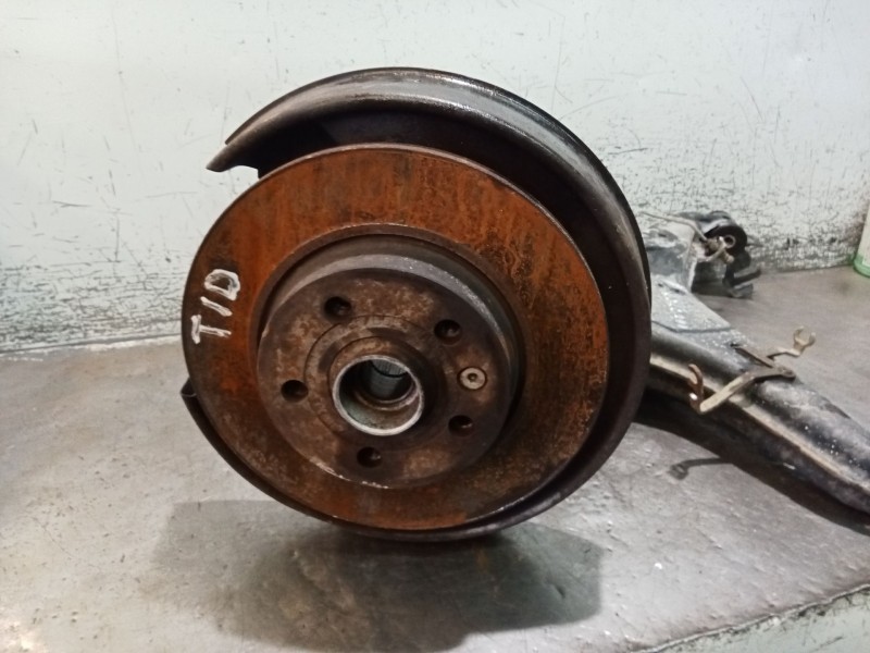 Recambio de mangueta trasera derecha para volkswagen transporter t4 furgoneta (70a, 70h, 7da, 7dh, 70j) 2.5 tdi referencia OEM I
