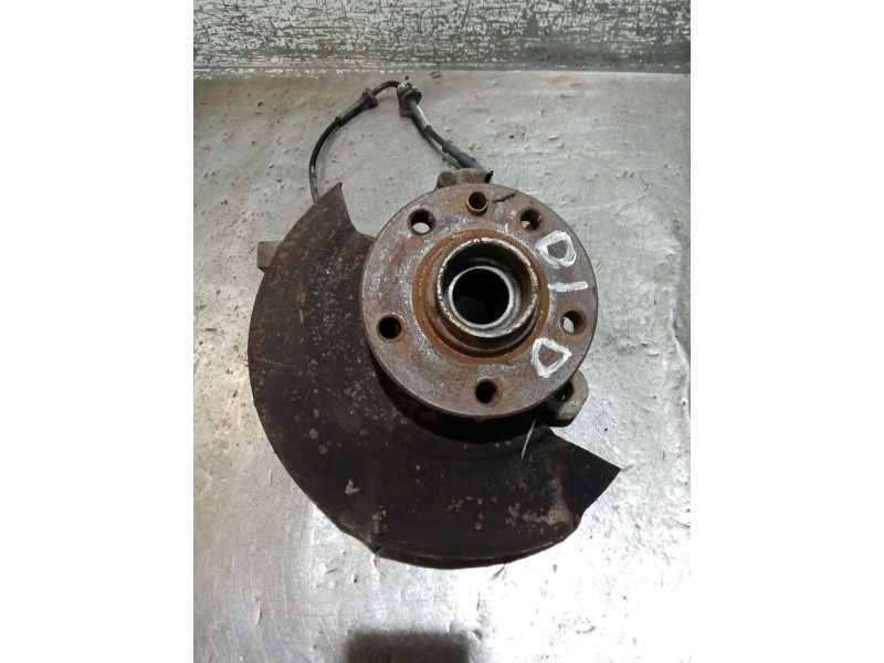 Recambio de mangueta delantera derecha para volkswagen transporter t4 furgoneta (70a, 70h, 7da, 7dh, 70j) 2.5 tdi referencia OEM