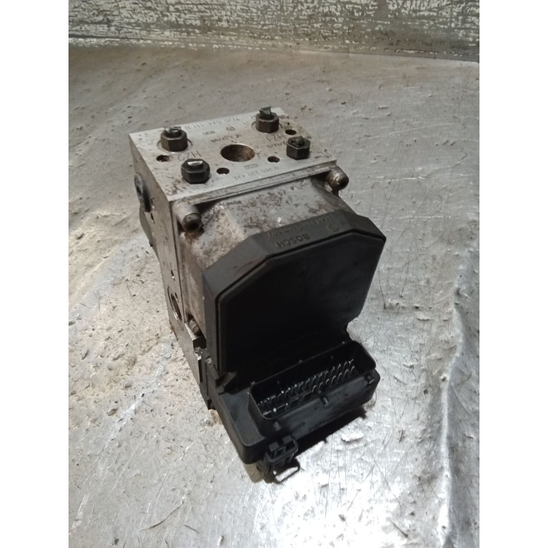 Recambio de abs para volkswagen transporter t4 furgoneta (70a, 70h, 7da, 7dh, 70j) 2.5 tdi referencia OEM IAM 0273004211 0265220