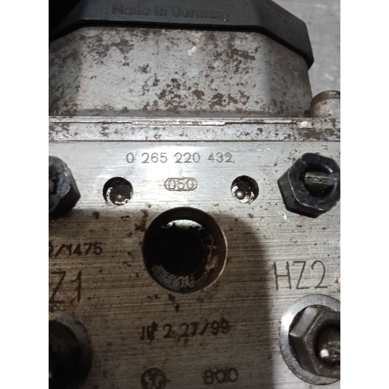 Recambio de abs para volkswagen transporter t4 furgoneta (70a, 70h, 7da, 7dh, 70j) 2.5 tdi referencia OEM IAM 0273004211 0265220