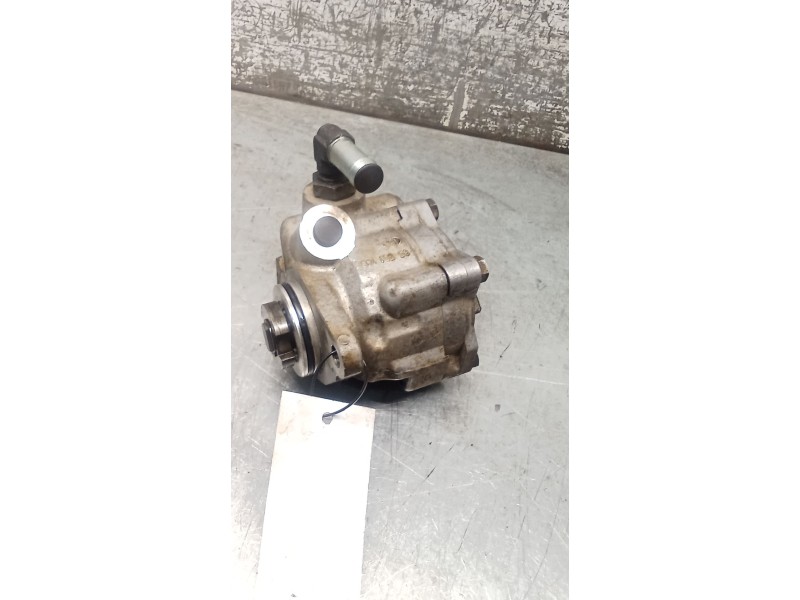 Recambio de bomba direccion para opel movano a autobús (x70) 2.5 d (jd) referencia OEM IAM 7683955118 7700300585 