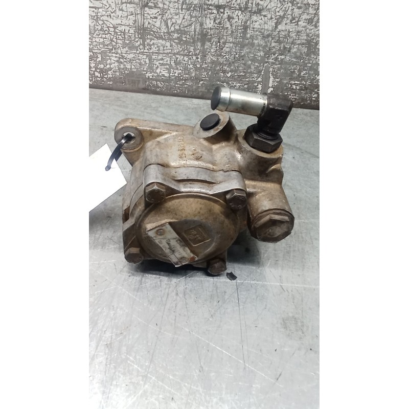 Recambio de bomba direccion para opel movano a autobús (x70) 2.5 d (jd) referencia OEM IAM 7683955118 7700300585 