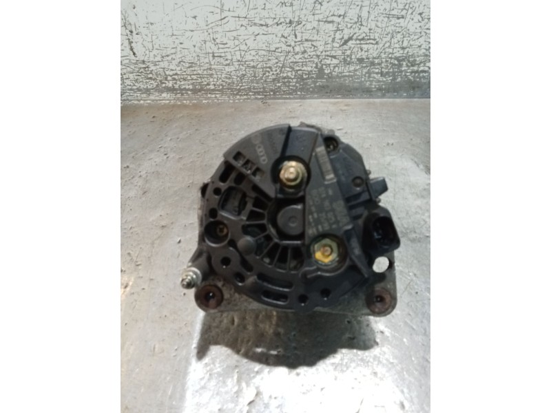 Recambio de alternador para volkswagen transporter t4 furgoneta (70a, 70h, 7da, 7dh, 70j) 2.5 tdi referencia OEM IAM 0124325004 