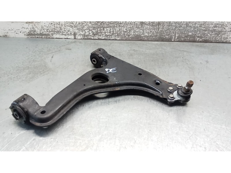 Recambio de brazo suspension inferior delantero derecho para opel zafira / zafira family b (a05) 1.9 cdti (m75) referencia OEM I