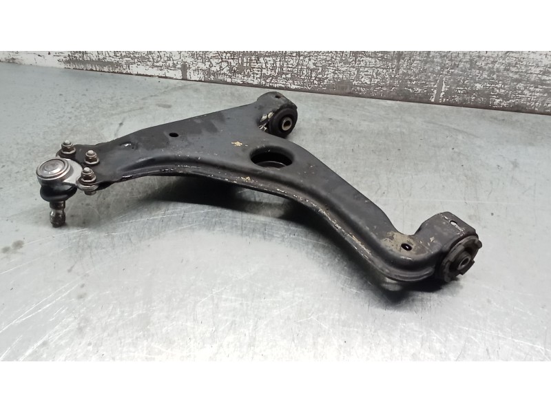 Recambio de brazo suspension inferior delantero derecho para opel zafira / zafira family b (a05) 1.9 cdti (m75) referencia OEM I